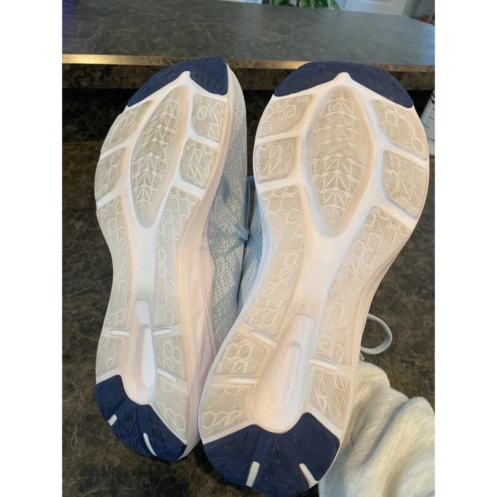 ASICS Womens Size 10 Versablast 2 Soft Sky Blue Silver - Picture 8 of 8